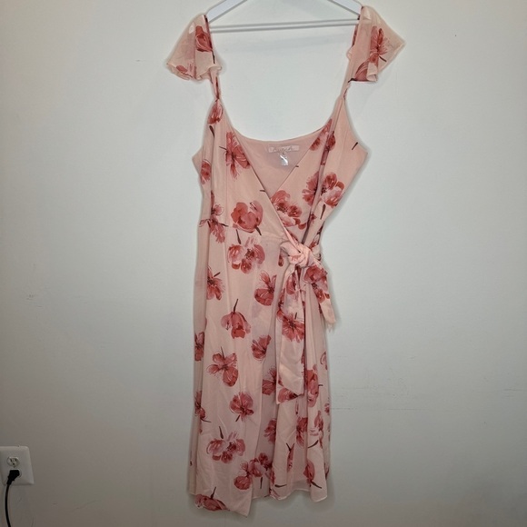 NWT Hutch Floral Wrap Dress Size XL - Picture 2 of 7